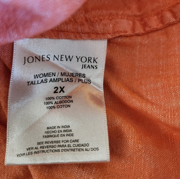 100% cotton 2x Button Down Blouse - Picture 6 of 10